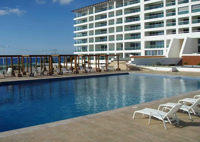 Apartment Palmar 1c - Ocean Front - Garden Level